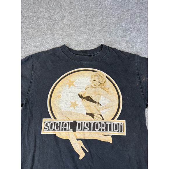 Vintage 90s Social Distortion T Shirt Mens Small Black Graphic Streetwear Casual - Picture 2 of 8